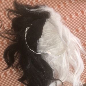 Cruella Devil Halloween Wig